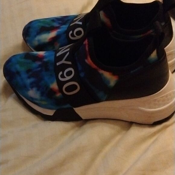 Steve Madden   - Picture 2 of 6